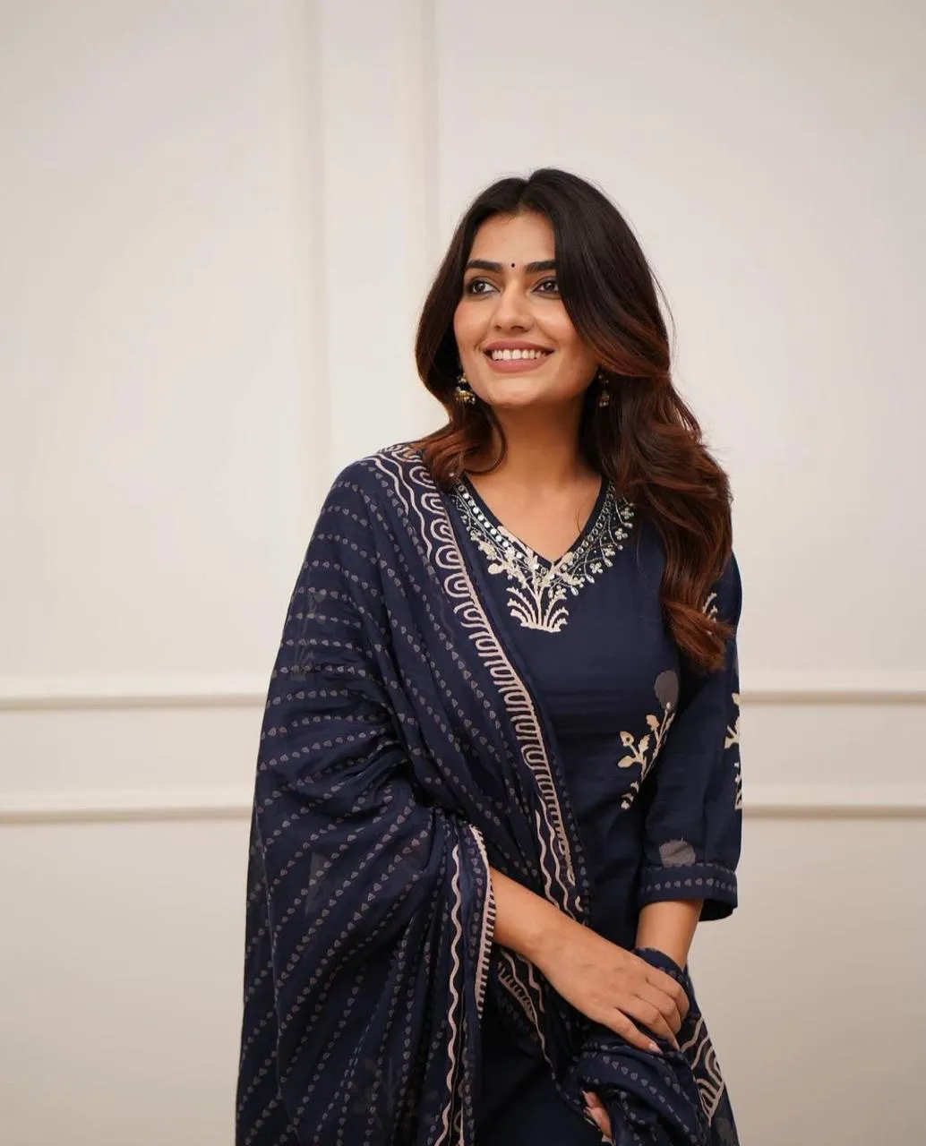 Blue Cotton Discharge Printed Suit Set with Dupatta and Pant