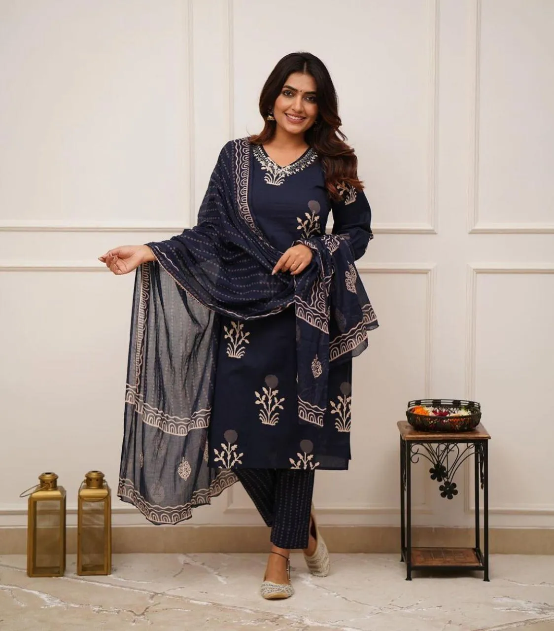 Blue Cotton Discharge Printed Suit Set with Dupatta and Pant