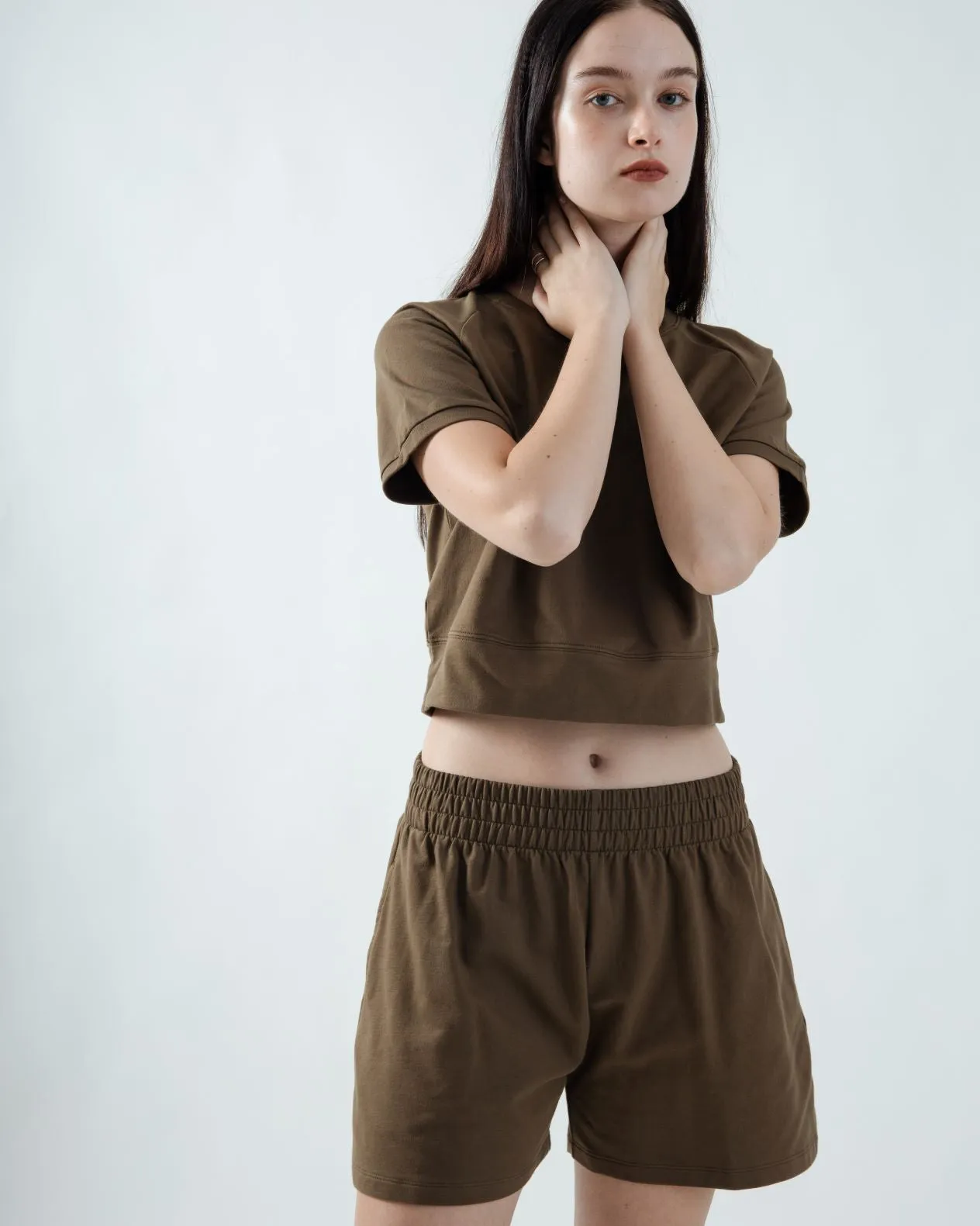 Elastic Waist Cotton Wide Leg Shorts (Dark Brown)