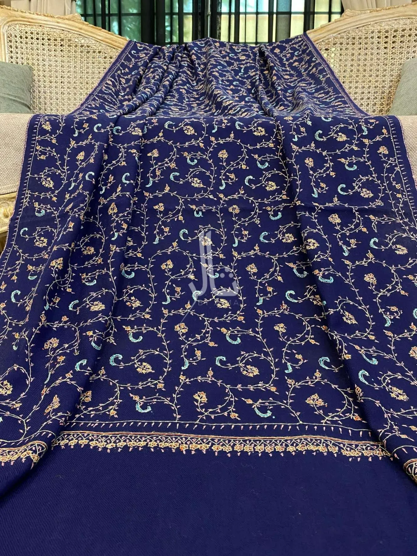 Graceful Needle Work Jaal Shawl