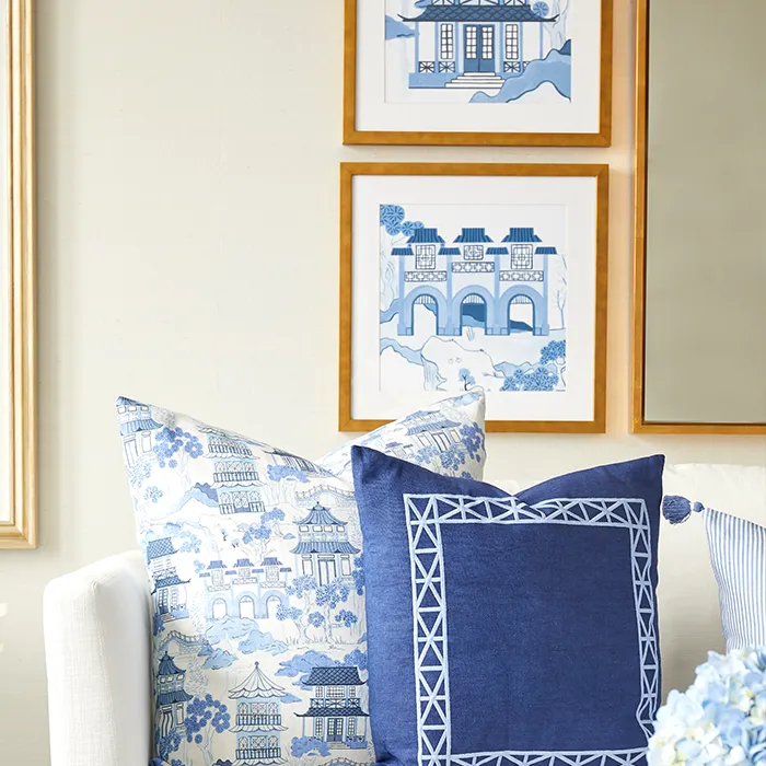 Grasscloth Wallpaper in Pearl