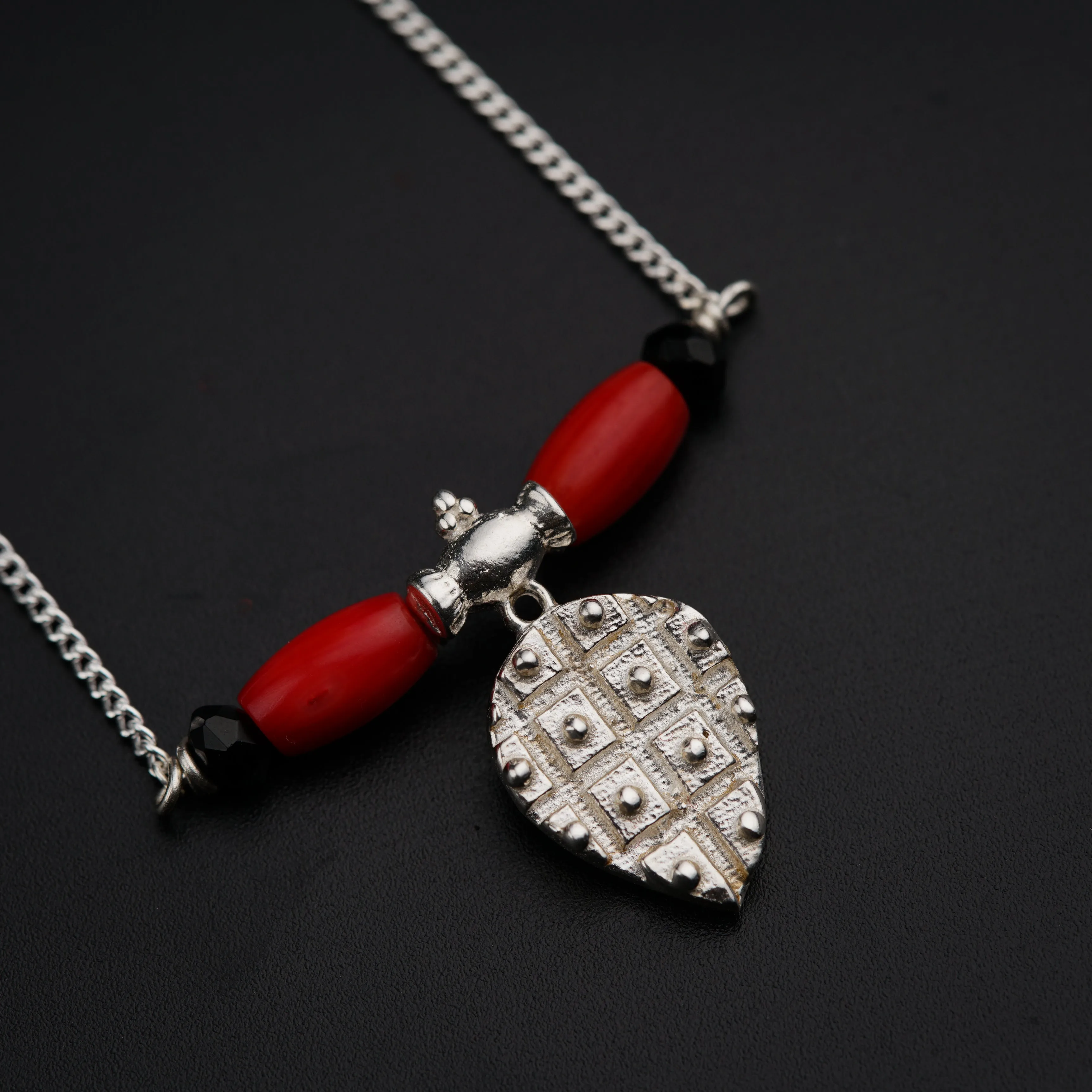 Handmade Silver Saaj Motif Mangalsutra : नारळ (Naral)