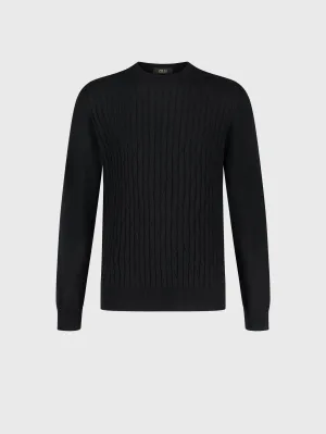 Pullover with Cable Knit Pattern Black