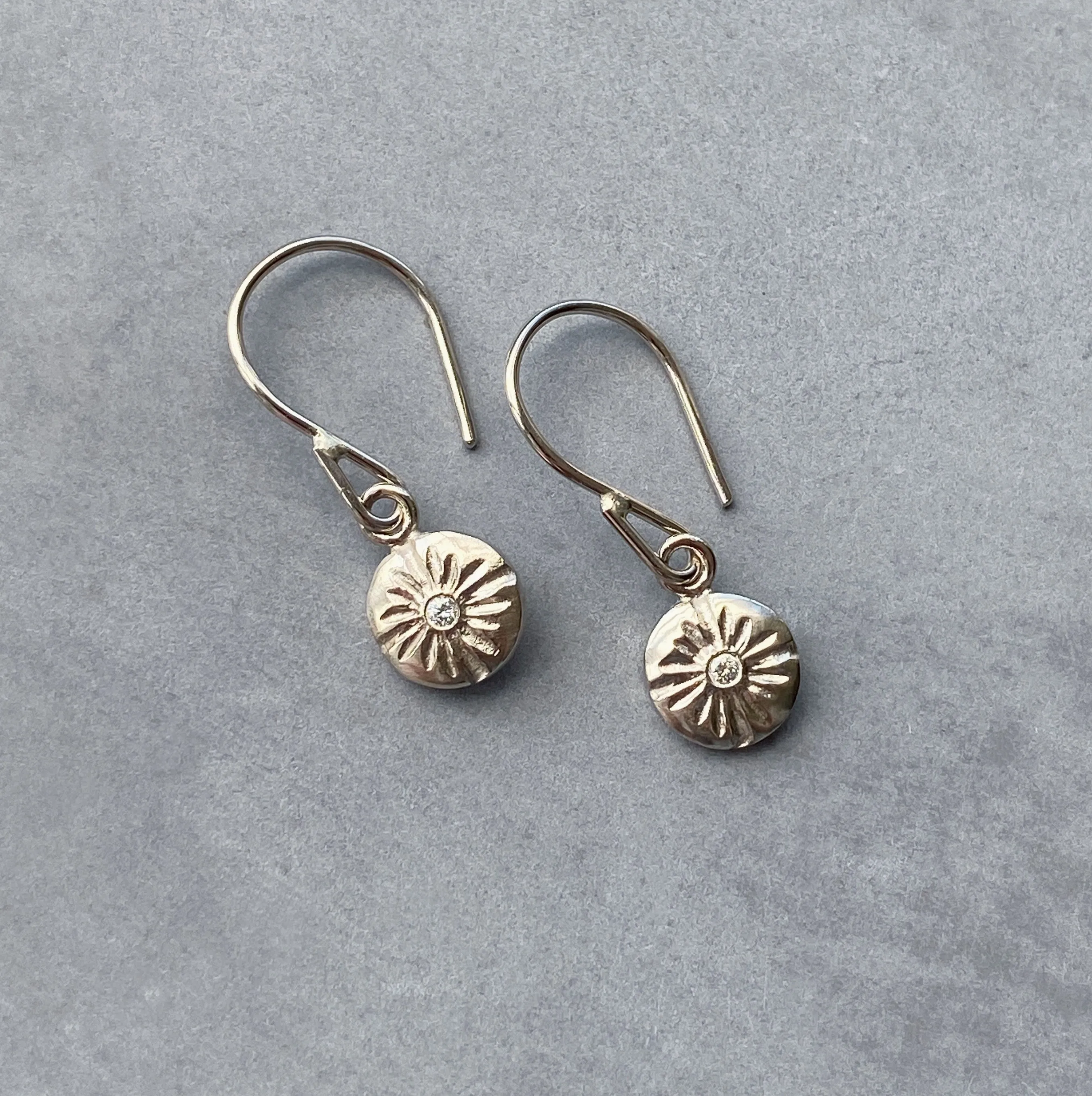Small Lucia Dangle Earrings in White Gold