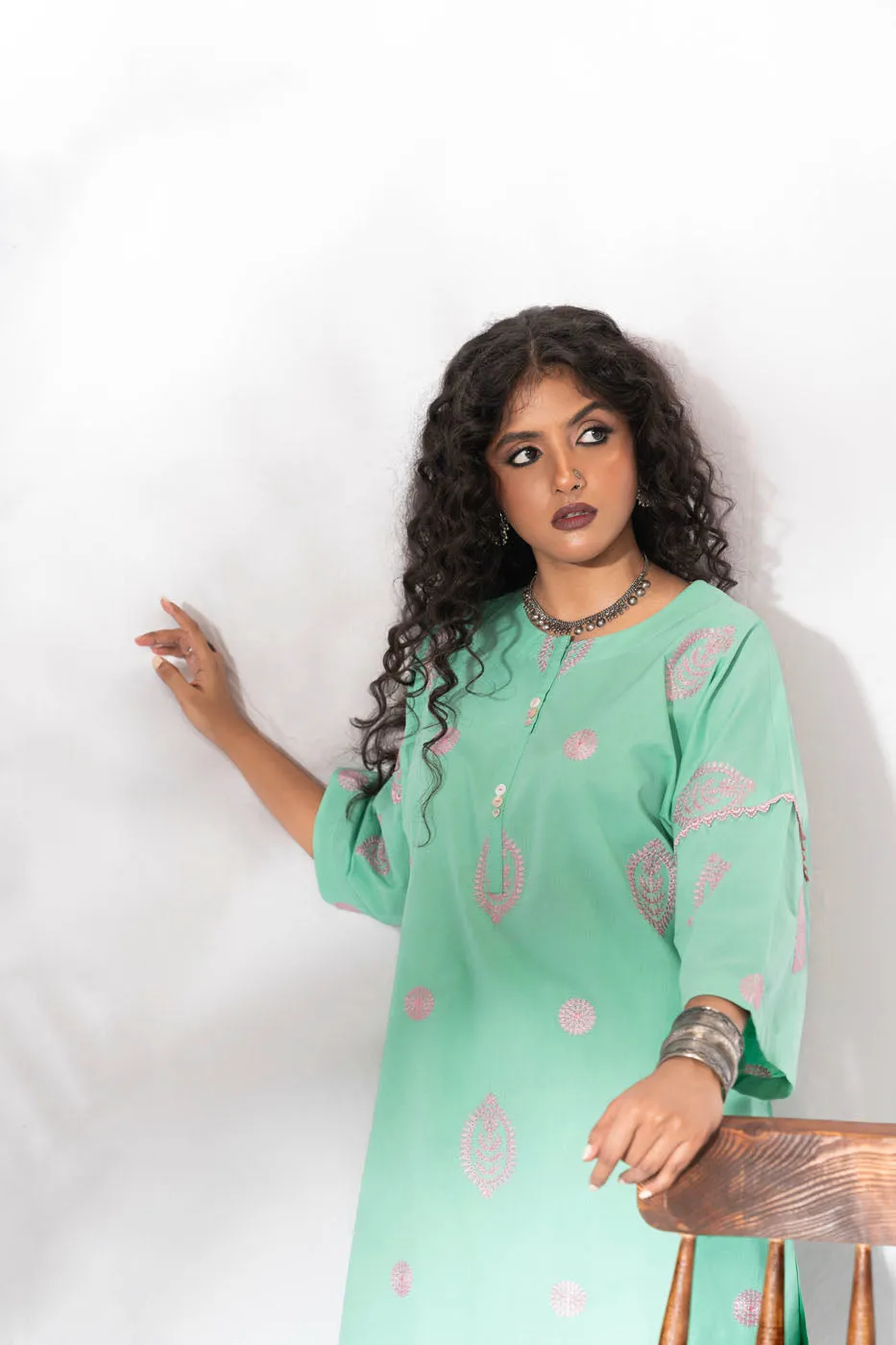 Stitched - 2 Pc Chikankari Outfit